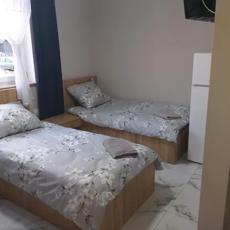 Hostel Czerwony Szafir Grodzisk Grodzisk Mazowiecki