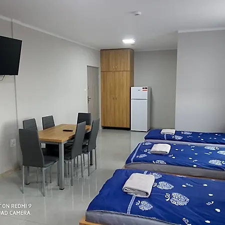 Czerwony Szafir Grodzisk Hostel Grodzisk Mazowiecki